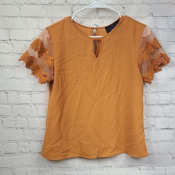 Women's Crochet Lace Mesh Short Sleeve Keyhole Mustard Yellow Crepe Blouse Top S - Picture 1 of 8